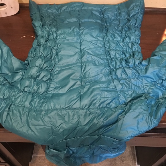 BNWT Packable DOWN Kenneth Cole Puffer Coat - Picture 4 of 7